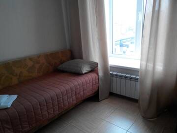 Фото номера Улучшенный одноместный номер Гостевой дом Mari Hotel г. Мариуполь 4
