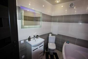 Фото номера Апартаменты с 1 спальней Апартаменты Day&amp;Night Apartment г. Мариуполь 38