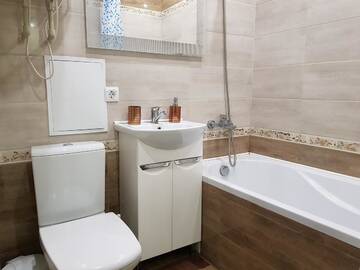 Фото номера Апартаменты с балконом Апартаменты Fresh-apartment г. Мариуполь 15