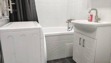 Фото номера Апартаменты с 2 спальнями Апартаменты Apartment in downtown (Апартаменты в центре города) г. Мариуполь 12