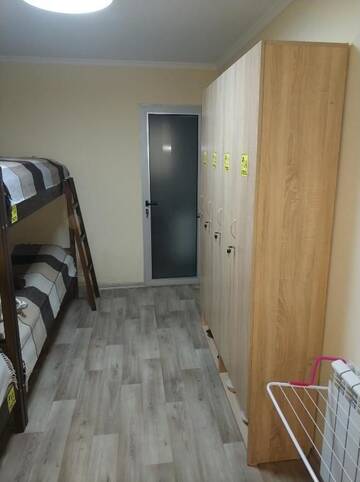 Фото номера Кровать в общем 4-местном номере для мужчин и женщин Хостелы Mr. HOSTEL г. Мариуполь 16